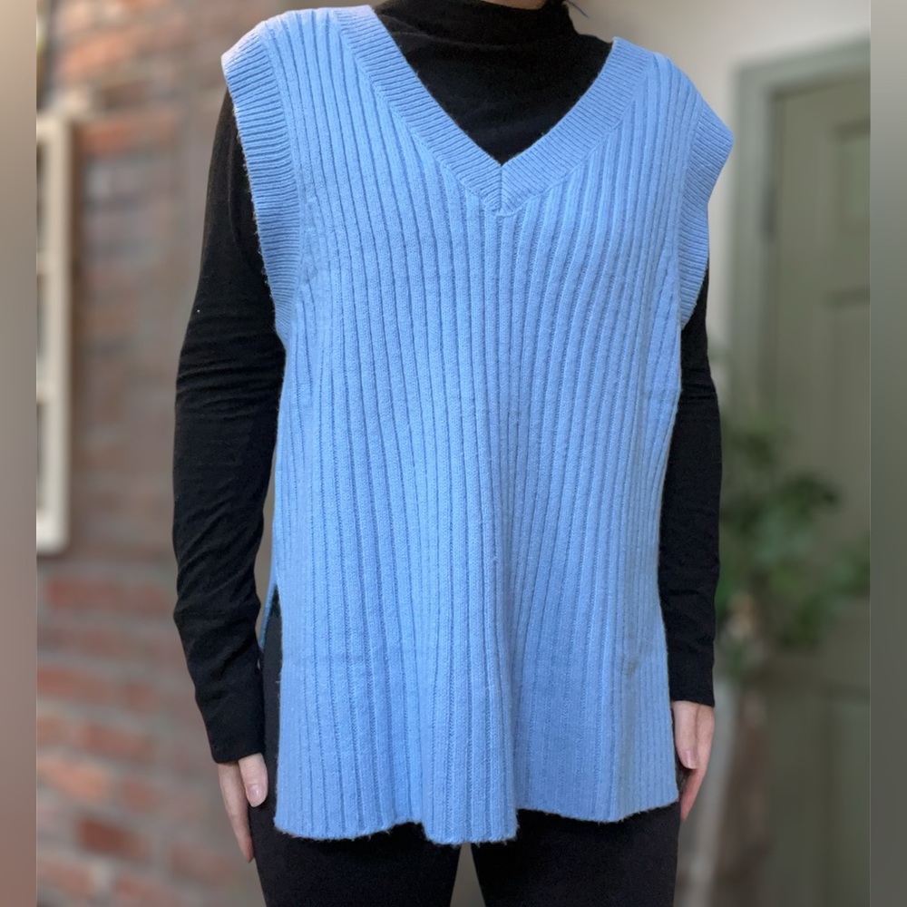 H&M Sweater Vest